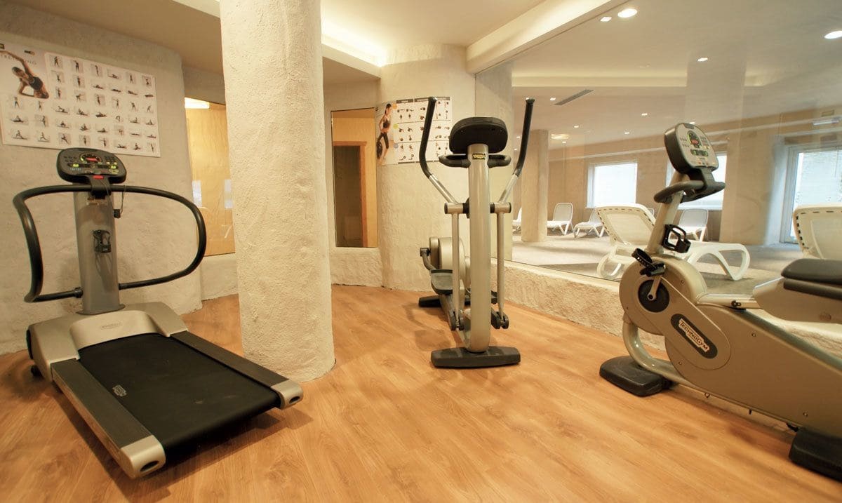 Adler Aparthotel โมเอนา ภายนอก รูปภาพ