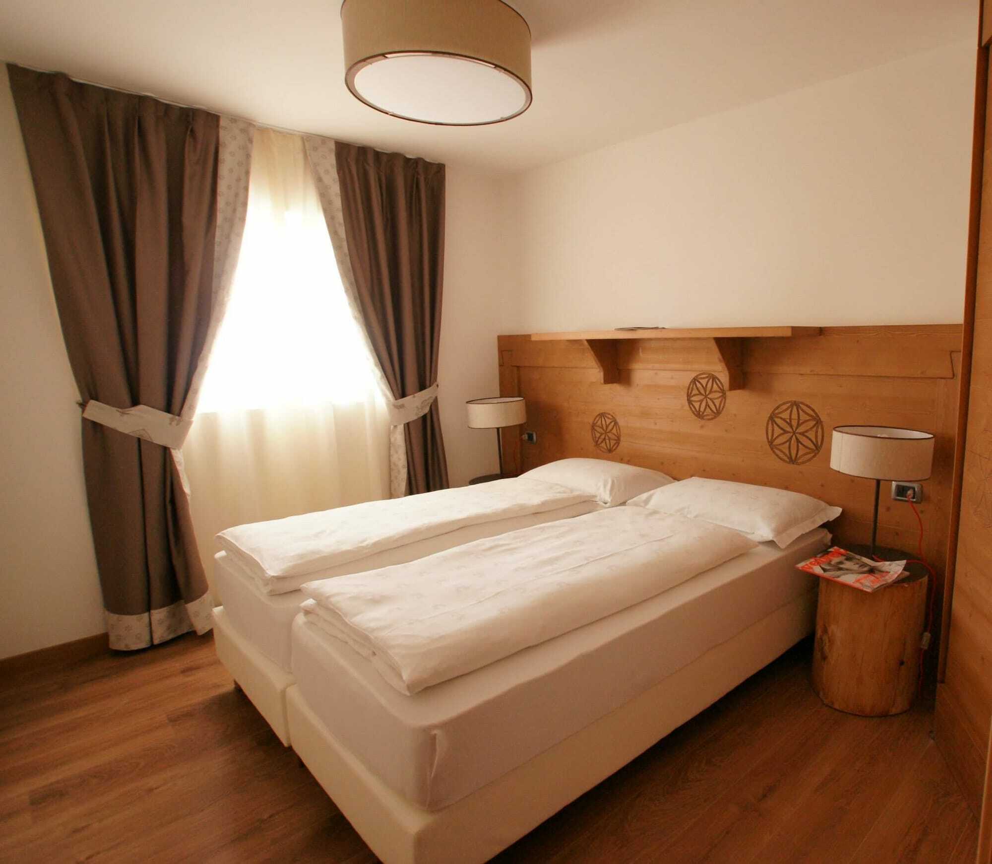 Adler Aparthotel โมเอนา ภายนอก รูปภาพ