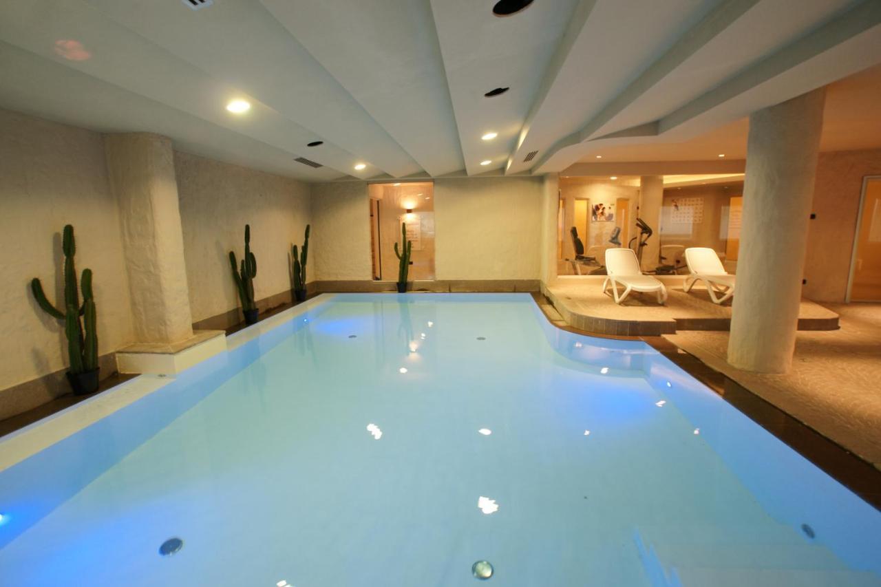Adler Aparthotel โมเอนา ภายนอก รูปภาพ